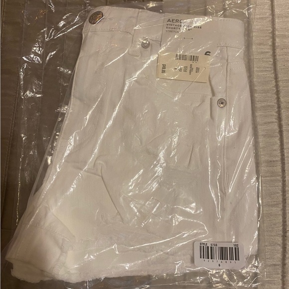 New-Aeropostale Vintage High Rise White Shorty Distressed Shorts - Picture 8 of 8